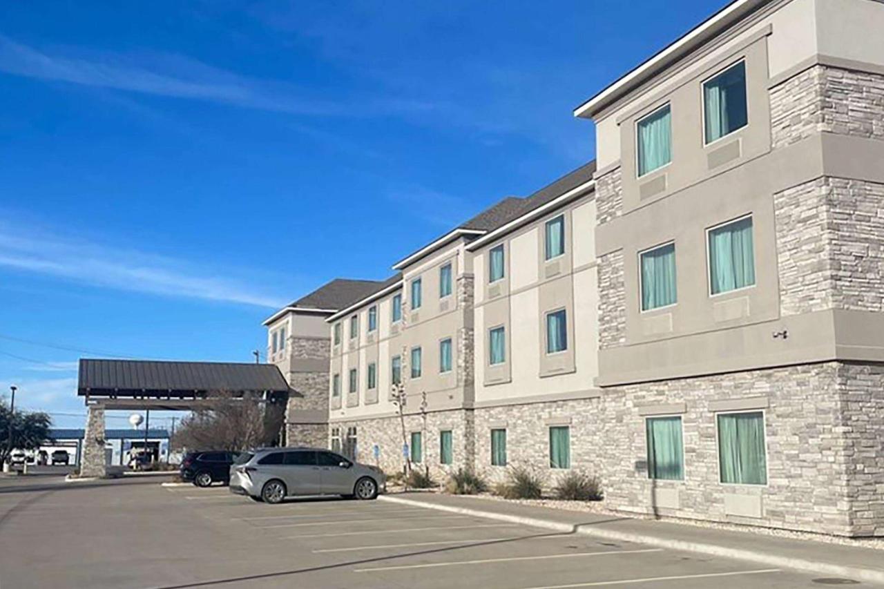 Hotel Baymont By Wyndham Tx Andrews